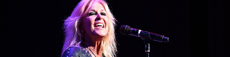 Ab April geht ROCK MEETS CLASSIC mit Orchester und Rockband auf Tour