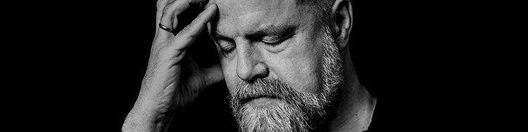 BJØRN RIIS beschwört auf seinem Soloalbum Dunkelheit und Chaos