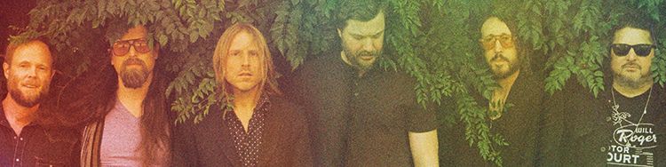 MIDLAKE ergründen Existenzielles und bauen Brücken