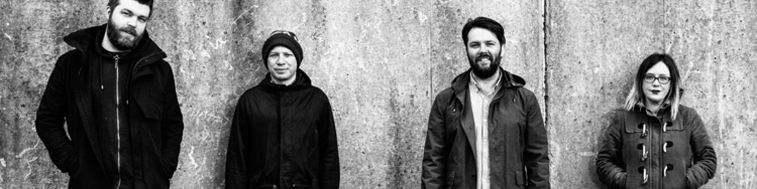 Second Life - Members of well-known British bands have joined forces to form MINOR VICTORIES