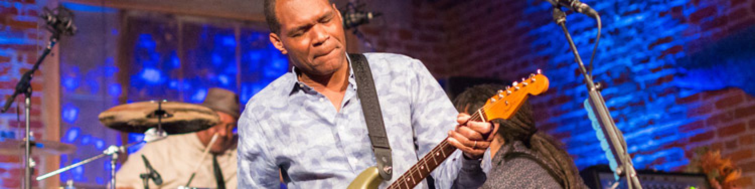 ROBERT CRAY - The Persuader