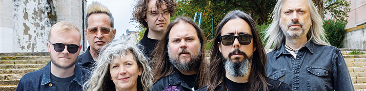 BIG BIG TRAIN - Aus dem richtigen Holz