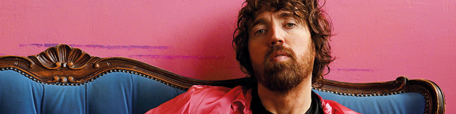 JONATHAN JEREMIAH lebt allein für seine Kunst