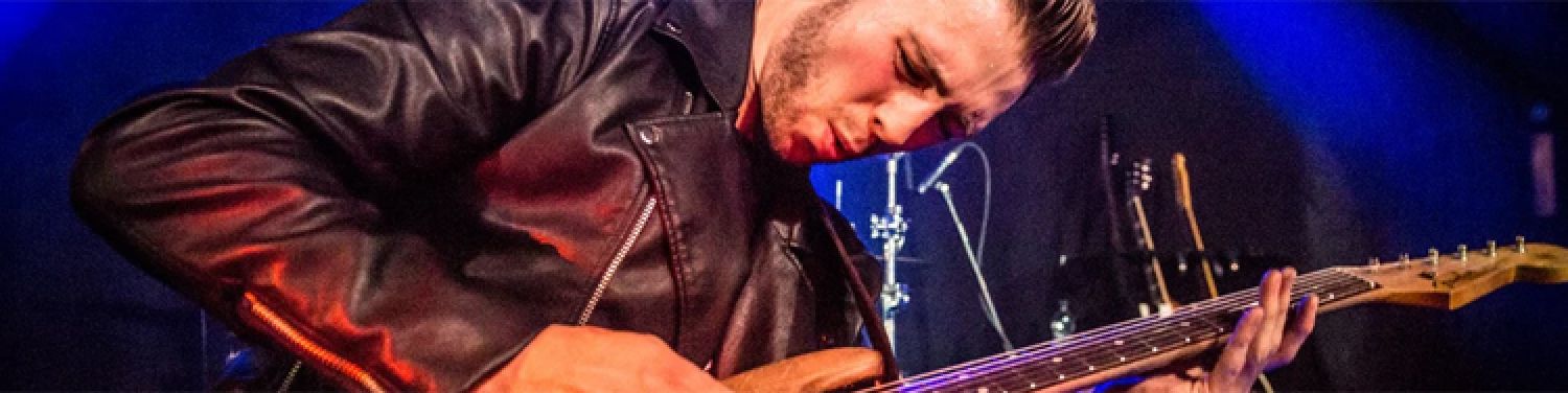 Blues-Gitarrist LAURENCE JONES besinnt sich auf seinem neuen Album auf die Stärken seiner Band