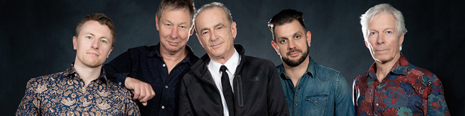 STATUS QUO - Keine Rede von Ruhestand