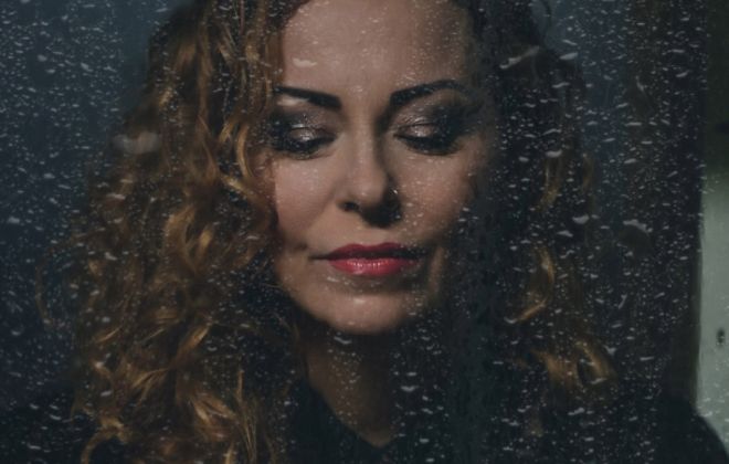 ANNEKE VAN GIERSBERGEN - "La Mort"-EP