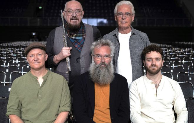JETHRO TULL - neues Album „Curious Ruminant“